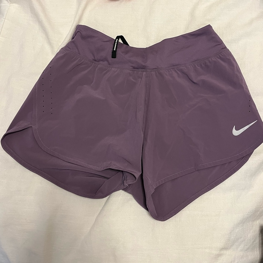 Nike Dri Fit Running Shorts (Medium)